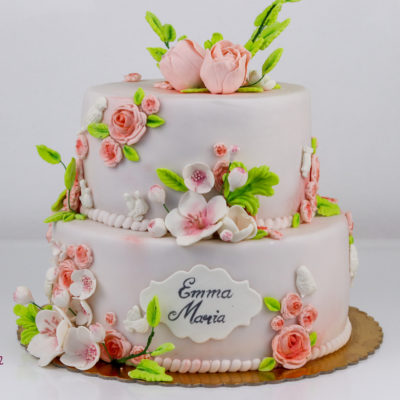 Tort decor trandafiri