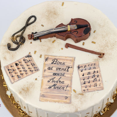 Tort cu decor muzical
