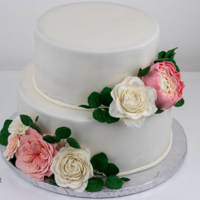 Tort decor trandafiri